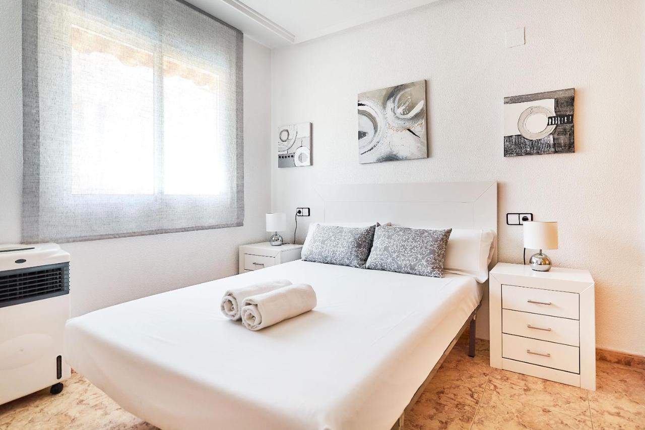 Espanhouse David 2 Bedroom Apartment Torrevieja With Pool Ngoại thất bức ảnh